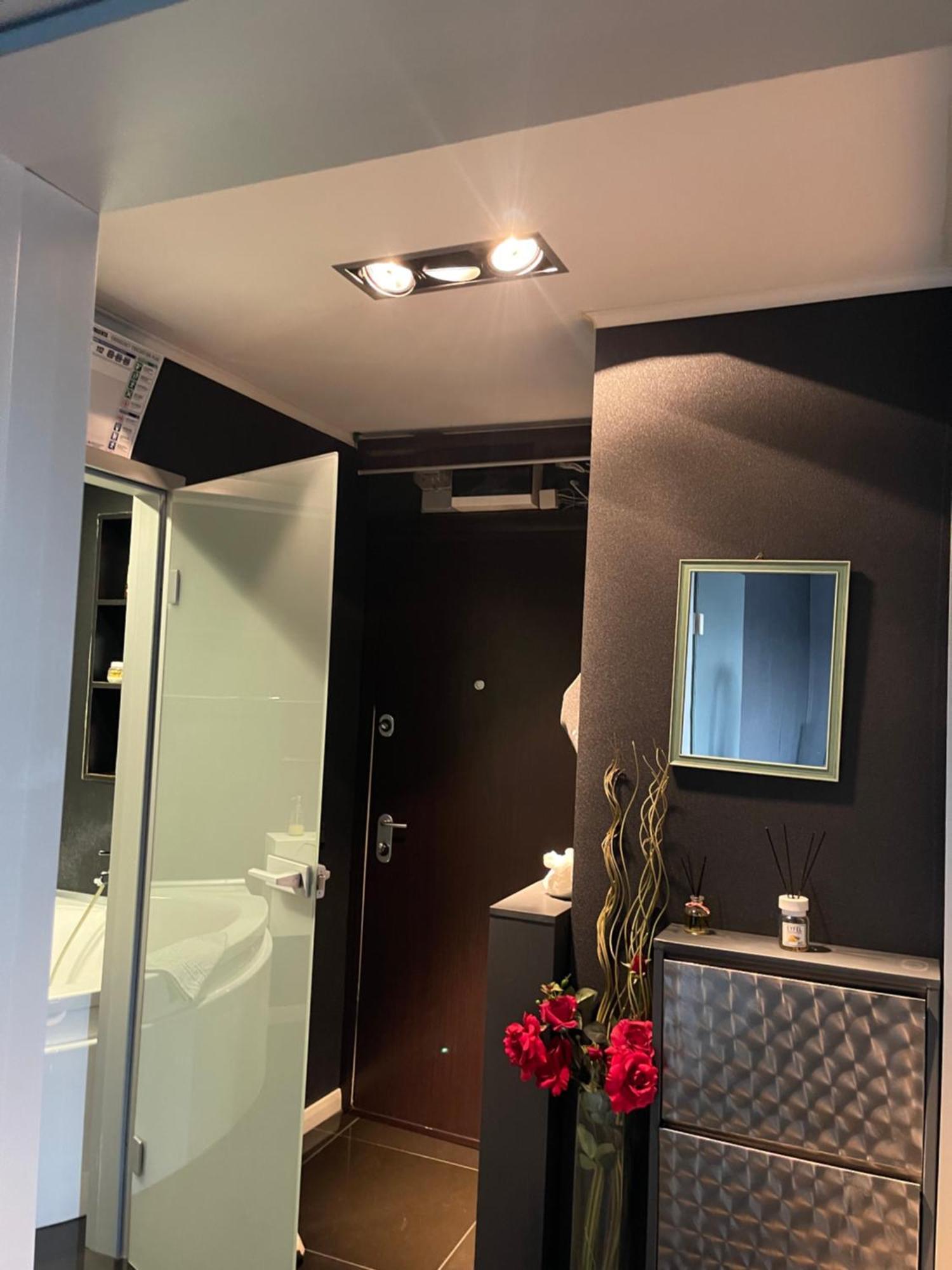 Black Apartament Nr1 Bucureşti Eksteriør bilde